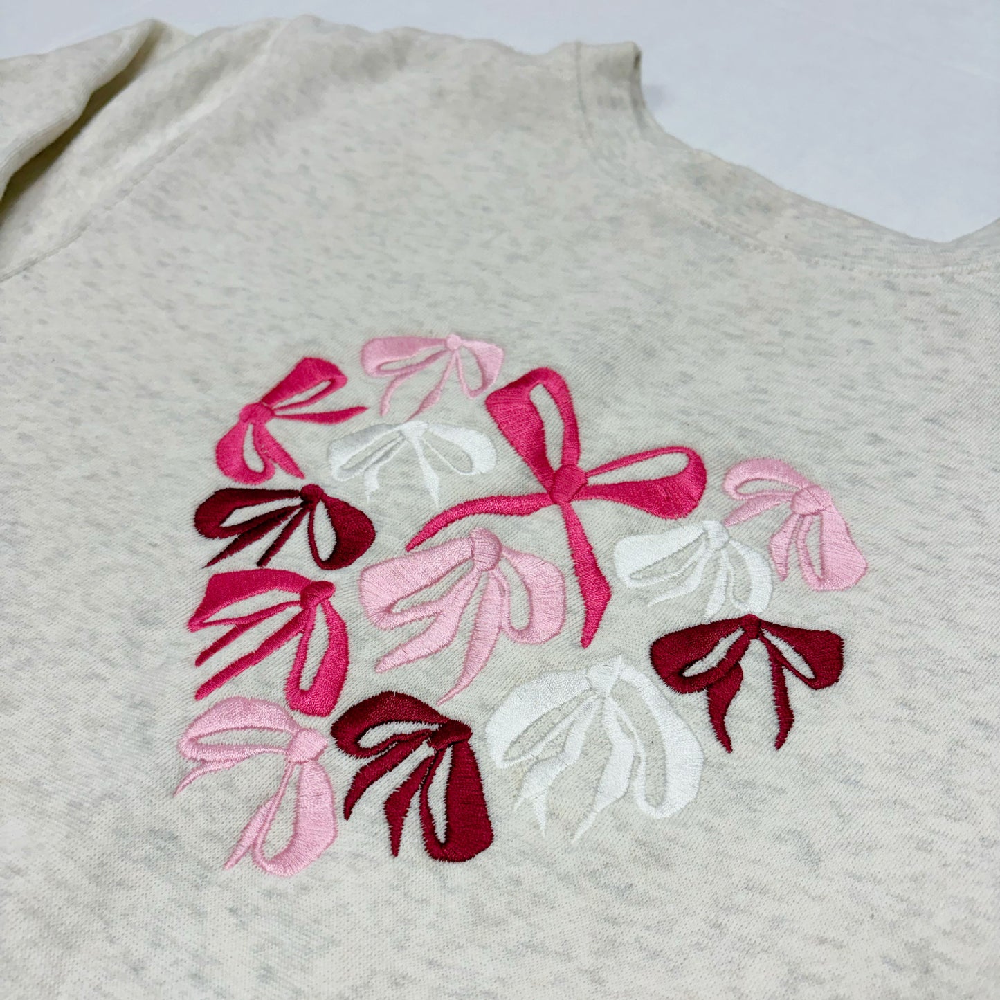 Valentine's Day | Bow Heart Crewneck