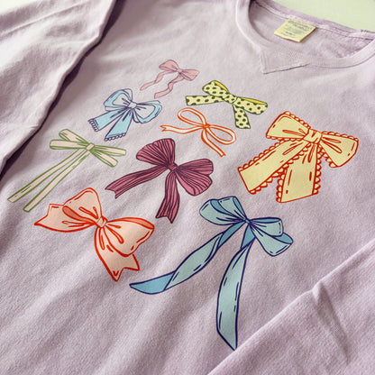 Valentine's Day | Bow Grid Crewneck